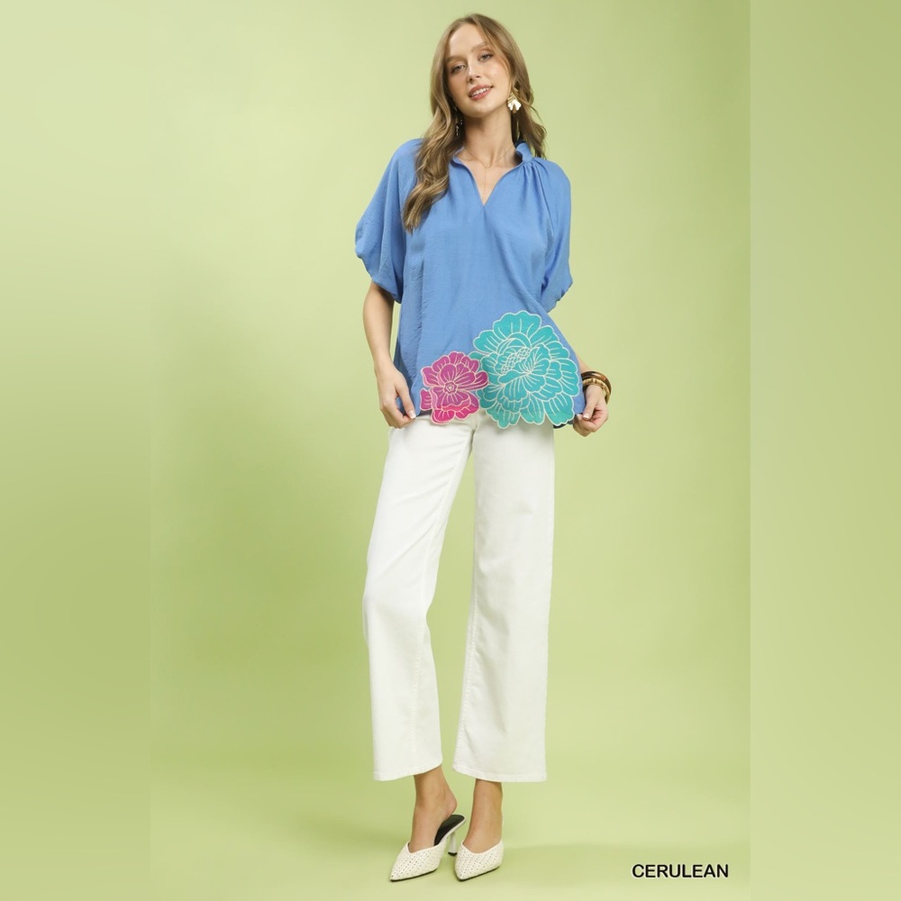 💙Umgee Floral Embroidered Hem Blouse 💙🛍️
